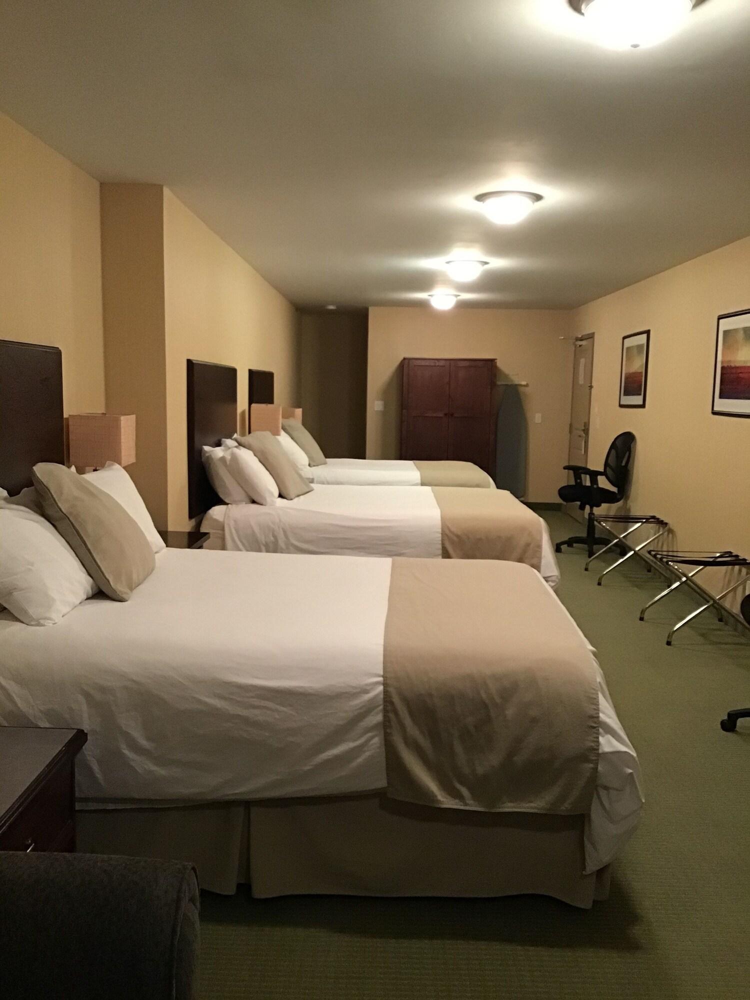 รามาดา บาย วินด์แฮม วิลเลียมส์ เลก Hotel วิลเลียมส์เลค ภายนอก รูปภาพ